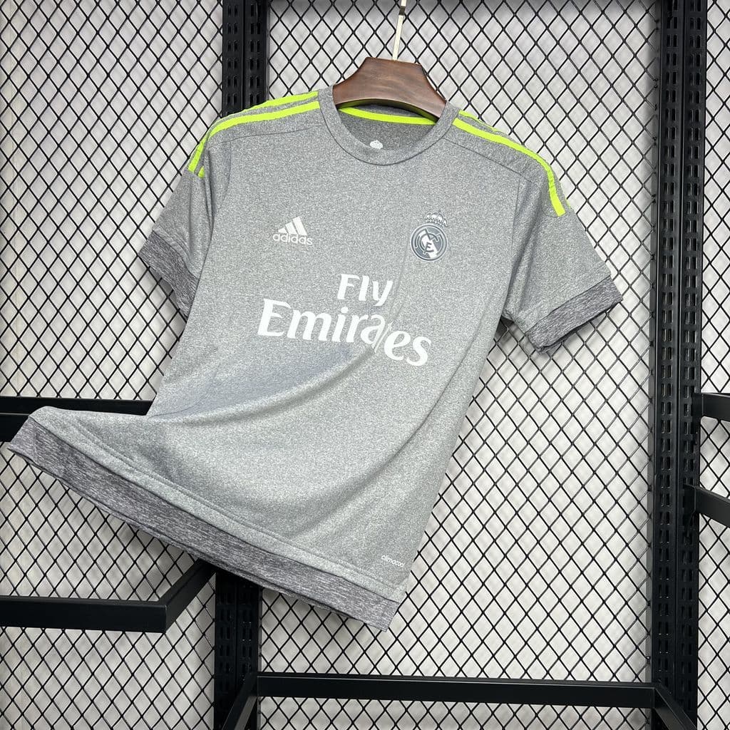 Maillot Real Madrid Retro 2015/2016 — vue 1